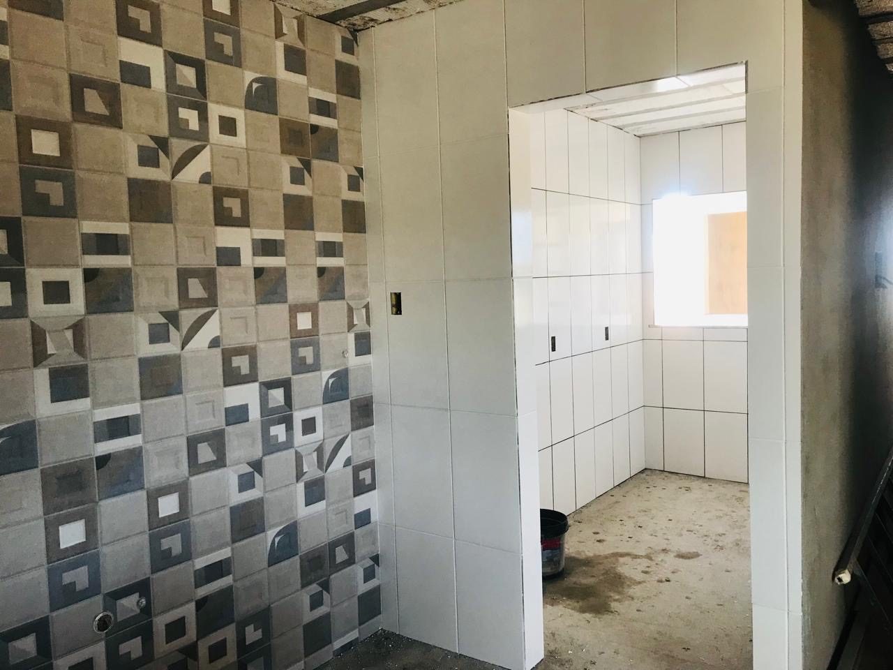 Porcelanato assentado com nivelamento — JVA Construtora e Incorporadora